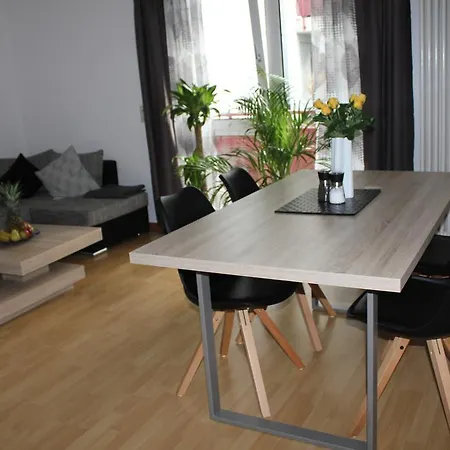 Schiller Apartment
